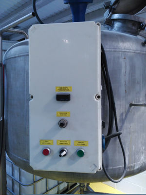 Deposito emulsionador acero inoxidable 900 litros de segunda mano - Foto 4