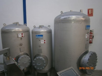 Depósitos de acero inoxidable acumuladores de agua caliente - Foto 3