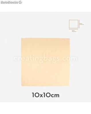 Des couvertures de tissu pour la mise en conserve des pots de 10x10 cm