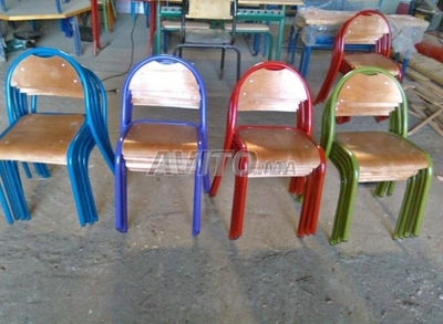 des tables et chaises scolaires - Photo 5