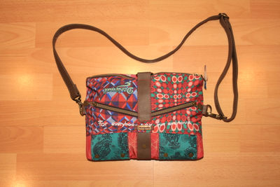 Desigual Damen Taschen Handtaschen im Mix zum TOP Preis - Foto 2