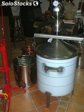 Destilador de acero inoxidable de 91 L completo