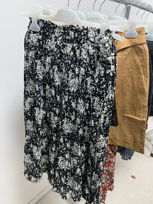 Destockage jupes femmes Camaïeu en série complètes - Photo 3