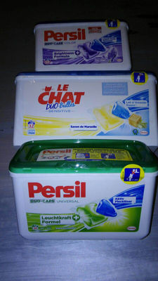 detersivo lavatrice Persil e le Chat capsule 3 in 1