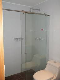divisiones de baños en acero inoxidables y vidrios templados - Foto 5