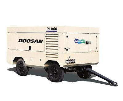 Doosan potencia móvil P1060 compresor de aire de tornillo movible