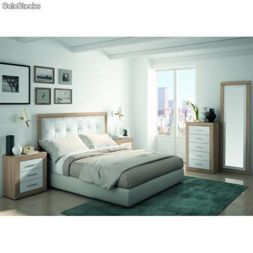 Dormitorio de matrimonio en color roble nórdico combinado con blanco.