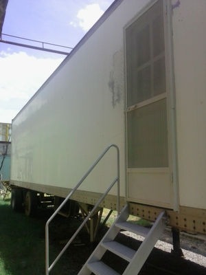 dormitorios en caja de trailer - Foto 2