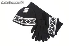 E-TK-8721 Komplety czapki, szaliki i rękawiczki