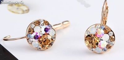Earrings plated in 18k rose gold created with Swarovski® crystal.
