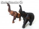 Elefante in legno fatti a mano