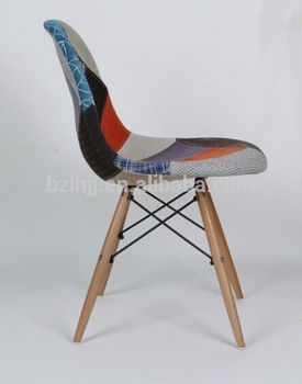 Elegante chaise en plastique et tissu - Photo 3