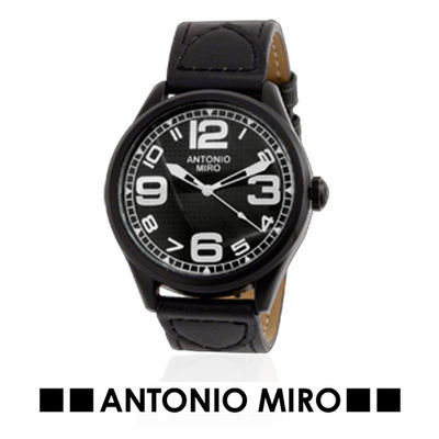 Elegante reloj de pulsera de Antonio Miró. Caja metálic