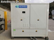Enfriadora de agua Hiyasu Multipower 845 KW Solo Frio (Chiller)