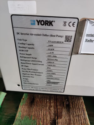 Enfriadora de agua YORK 14,2 kw, bomba calor - Foto 4