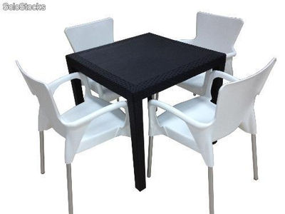 Ensemble de 2 ou 4 chaise + table, conjunto 1 of1