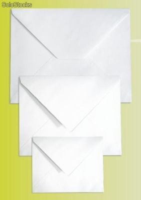 Enveloppes en trapèze à fermeture gommée