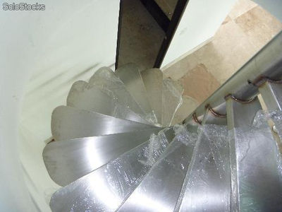 Escalera de acero inoxidable - Foto 2