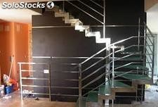 escaleras en tubería de acero inoxidables referencia 304