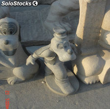 Esculturas tallado de granito - Figura el pato donald