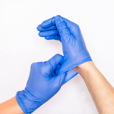 Estuche guantes nitrilo uso médico (100 und)
