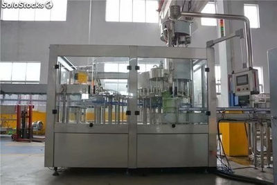 Fabricación automática de la máquina de llenado de bebidas gaseosas