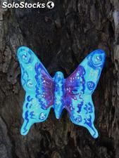 Farfalla in ceramica con magnete realizzata e dipinta a mano