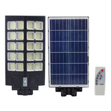 Farola de recarga con panel solar 1000W Protección IP65 y Control Remoto