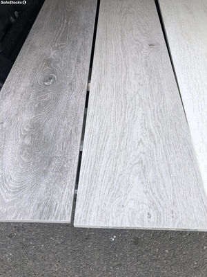 Feinsteinzeug Fliese Imitation Holz grau Esche 20x120