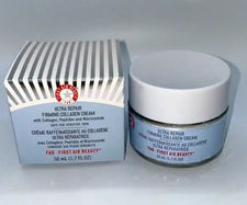 First Aid Beauty Ultra Repair Straffende Kollagencreme mit Peptiden und Niacinam