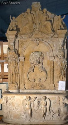 Fontaine classique en marbre travertine romain