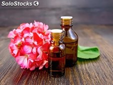 Fournisseur huile essentielle de geranium