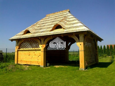 Garaż drewniany , wiata drewniana / drewutnia , carport , altana pokryta gontami - Zdjęcie 3