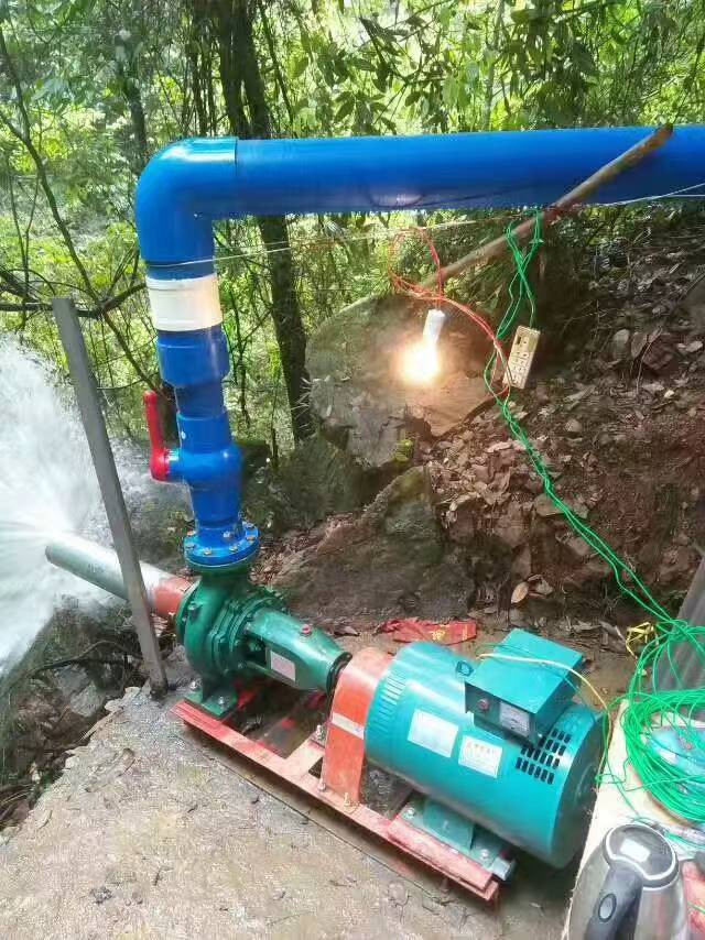 Turbina de agua para generar electricidad para el Pivot