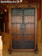 Grandes portes en bois personnalisés