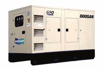 Grupo gerador a diesel silencioso móvel Doosan G90