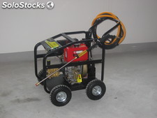 HAY STOCK DE Hidrolavadora motor diesel 3600 psi