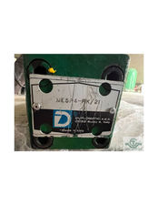 Hydraulic distributor with double solenoid valve