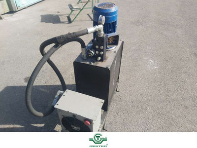 Hydraulic group with tank 75 L. - Foto 5
