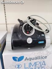 I-QUALER nettoyeur automatique de piscine