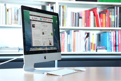 iMac apple all in one 21.5 Pouce core i5 Quad 2.70Ghz ram 8Go 256Go ssd Iris pro