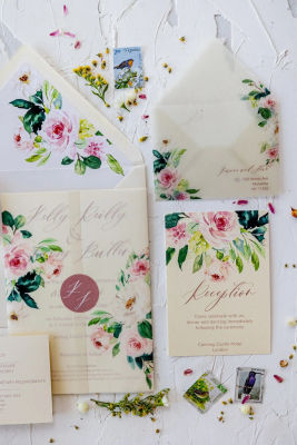 Invitación de Boda Floral Romántica - Elegante Invitación con Envoltura de