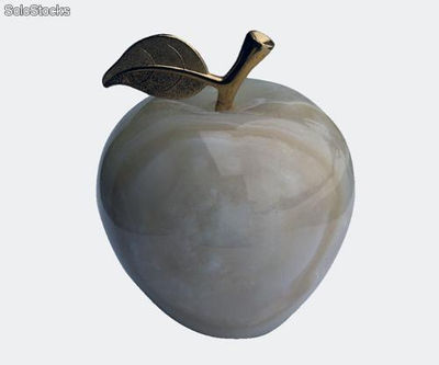 Jabłko z onyksu - ozdoba wnętrza