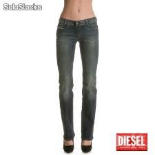 Jeans diesel femme soozy 8wr en destockage