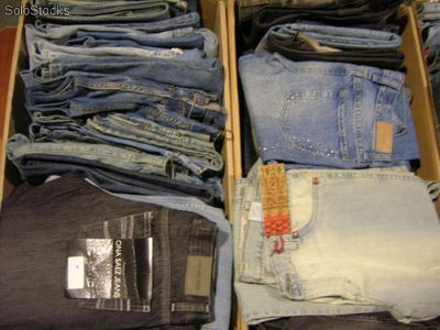 Jeans y ropa informal genuina de marcas Discontinuos estacional - Foto 2