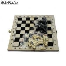 Jogo de xadrez de madeira