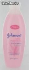 Johnson&#39;s bath foam pure delight 750 ml / żel pod prysznic firmy Johnson&#39;s