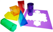 Juego plantillas 3d henbea plastico flexible formas geometricas colores