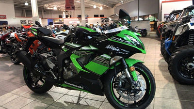 Kawasaki Ninja zx-6R WhatsApp no: +1(909)375-5785