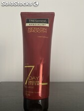Keratin Smooth Shampoo 7 day smooth Tressemme